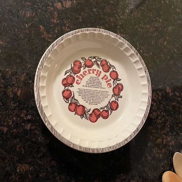 Vintage Cherry Pie Baking Dish - Picture 5 of 10